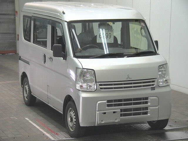 MITSUBISHI MINICAB VAN