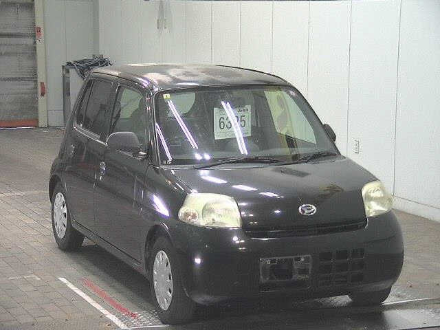DAIHATSU ESSE
