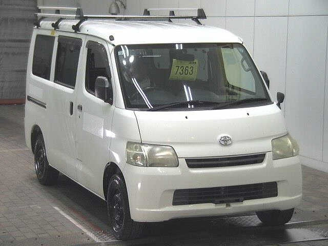 TOYOTA TOWN ACE VAN