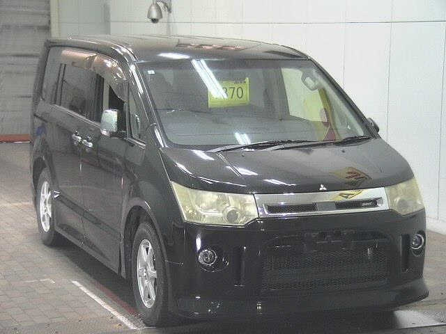 MITSUBISHI DELICA D5