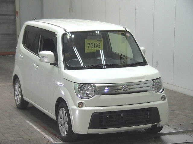 SUZUKI MRWAGON