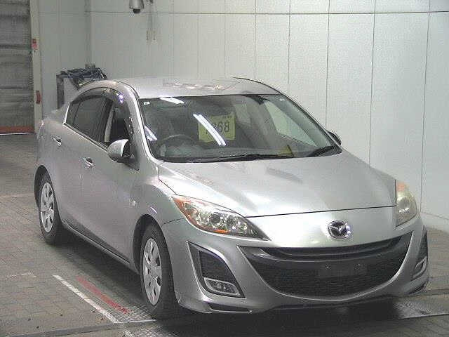 MAZDA AXELA