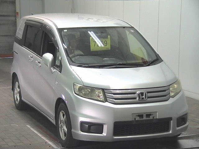 HONDA FREED