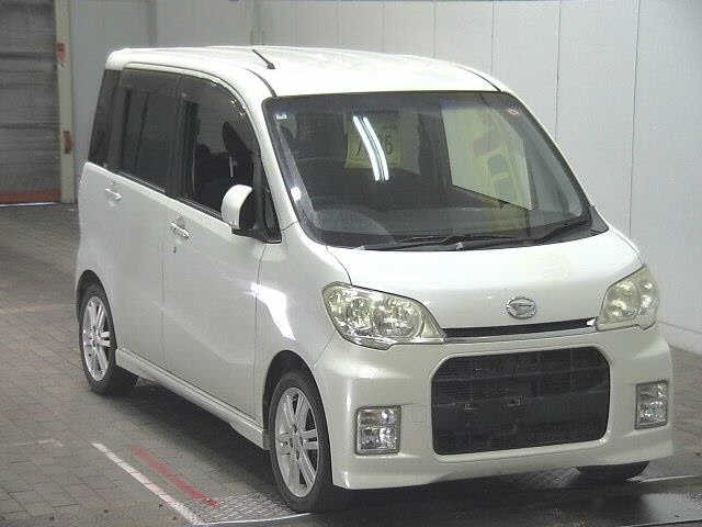 DAIHATSU TANTO EXE