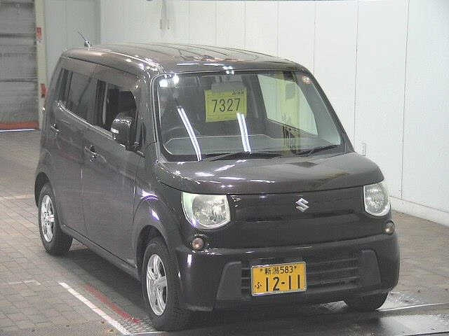 SUZUKI MRWAGON