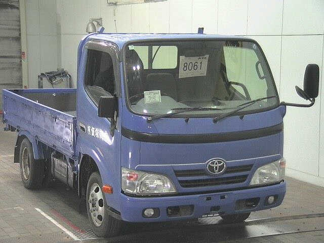TOYOTA DYNA