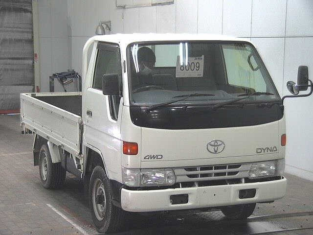 TOYOTA DYNA