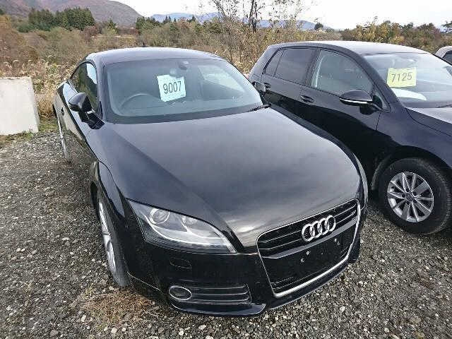 AUDI TT