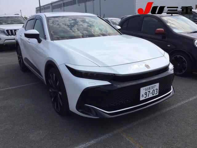 TOYOTA CROWN CROSSOVER