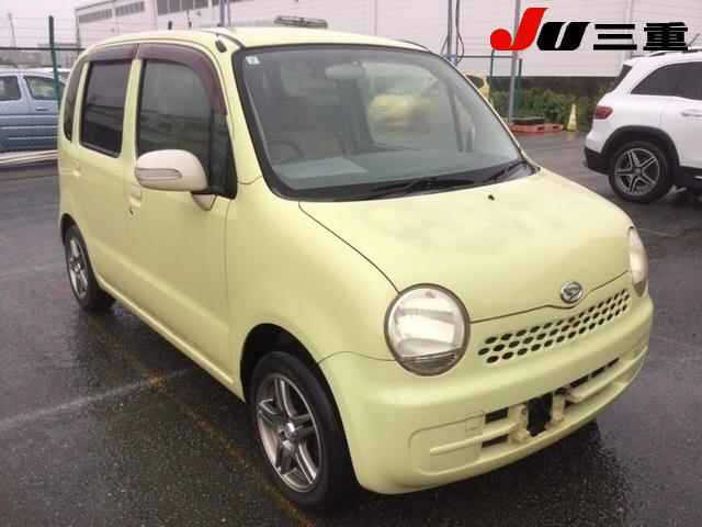 DAIHATSU MOVE LATTE