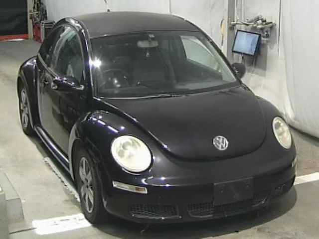 VOLKSWAGEN NEW BEETLE
