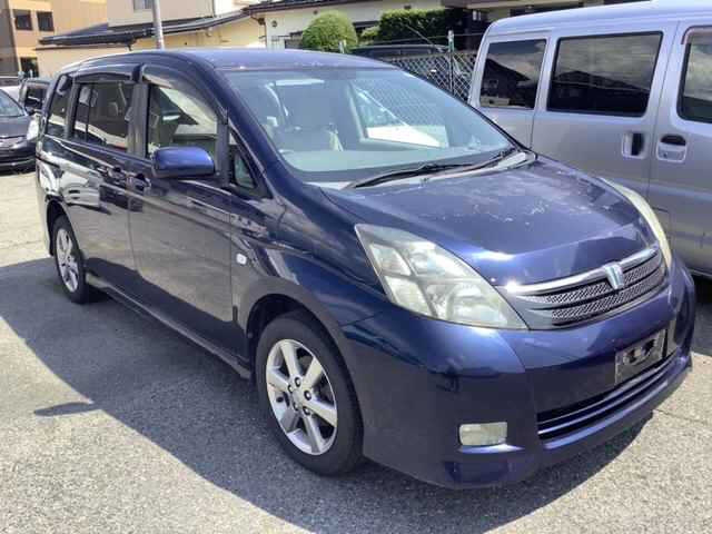TOYOTA ISIS