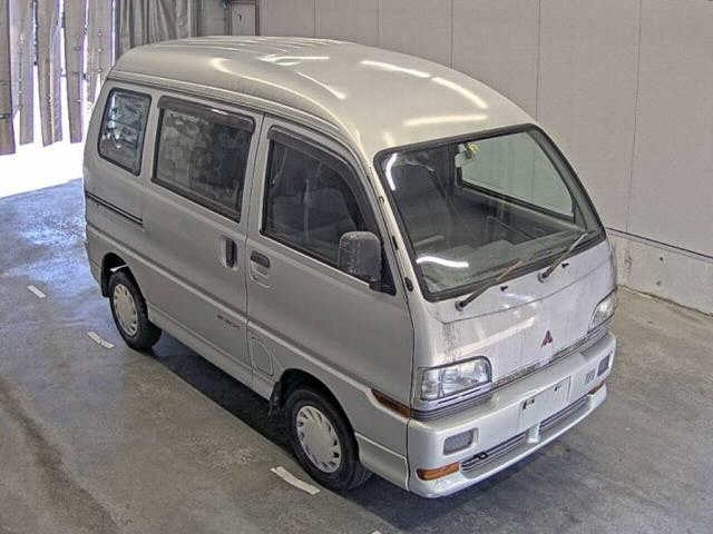 MITSUBISHI MINICAB VAN