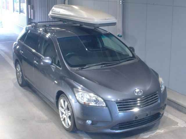 TOYOTA MARK X ZIO