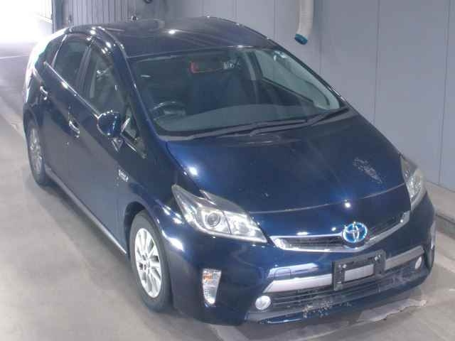 TOYOTA PRIUS PHV