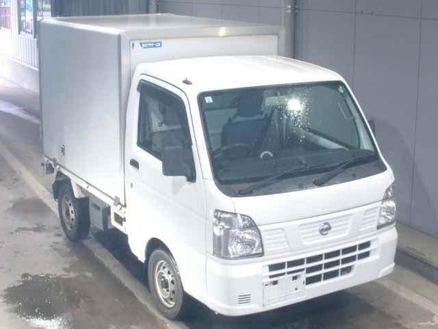 NISSAN CLIPPER TRUCK