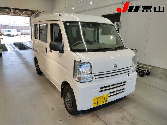 NISSAN CLIPPER VAN