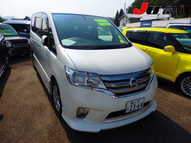 NISSAN SERENA