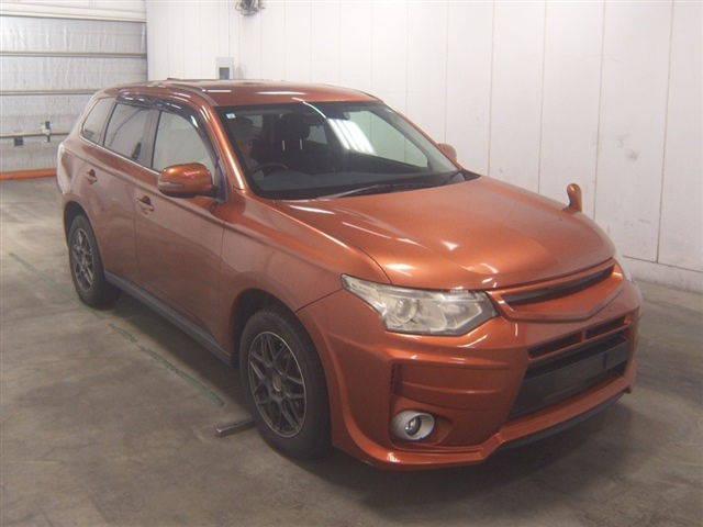 MITSUBISHI OUTLANDER