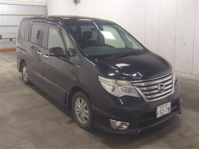 NISSAN SERENA