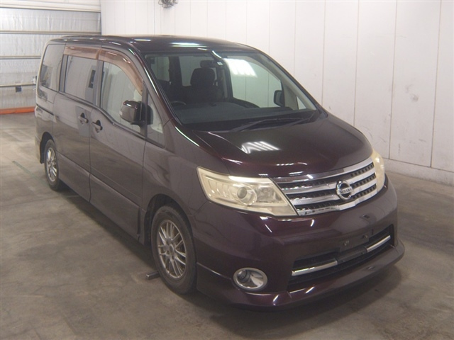 NISSAN SERENA