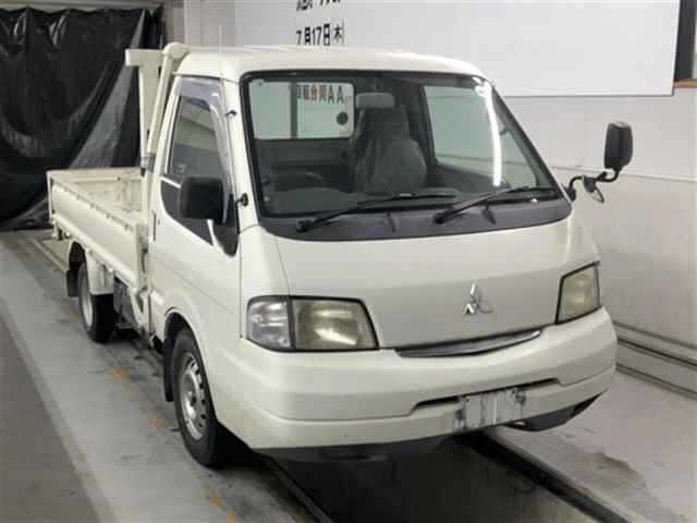 MITSUBISHI DELICA TRUCK