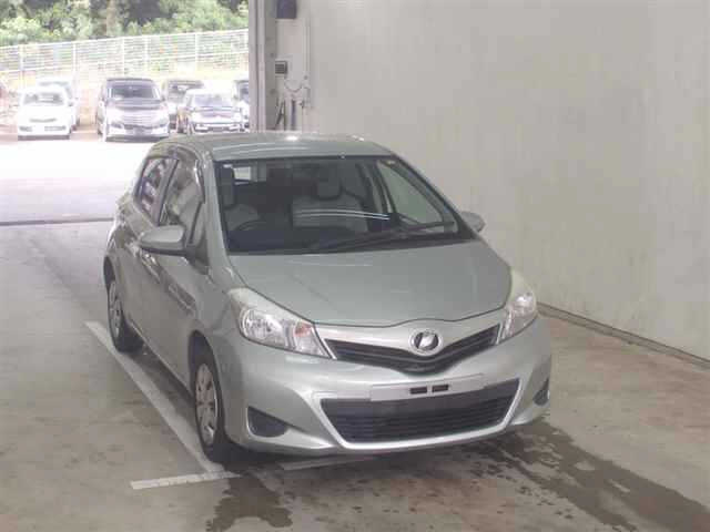 TOYOTA VITZ