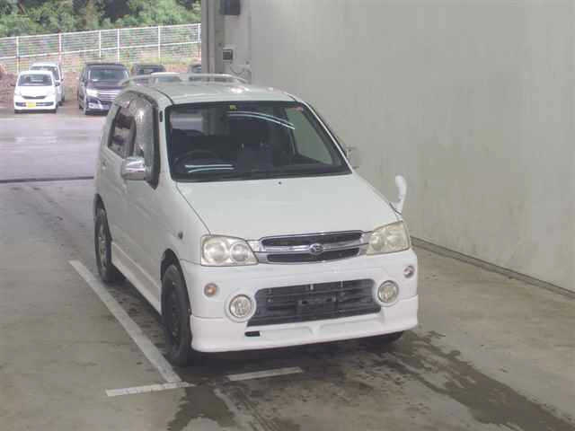 DAIHATSU TERIOS KID