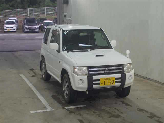 MITSUBISHI PAJERO MINI
