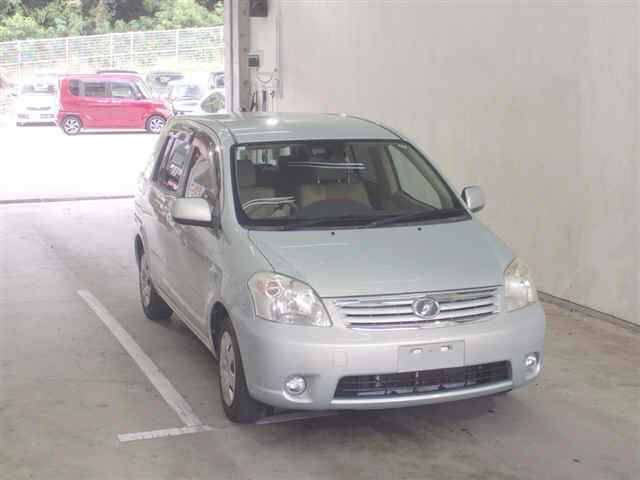TOYOTA RAUM