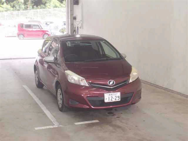 TOYOTA VITZ