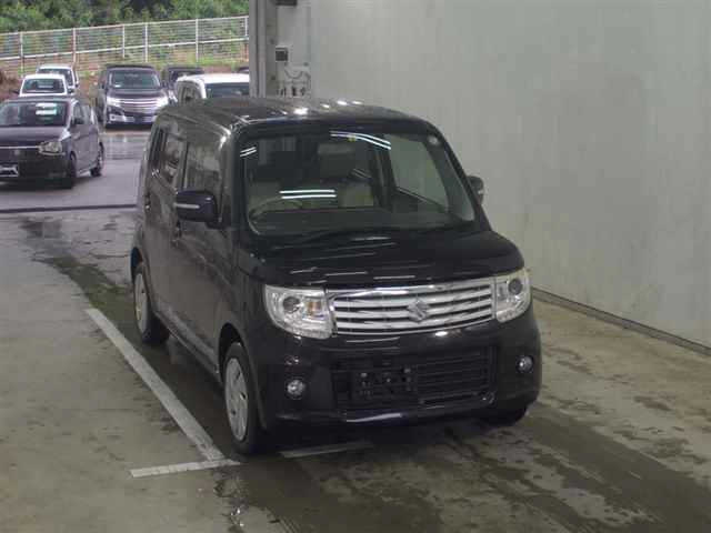 SUZUKI MRWAGON