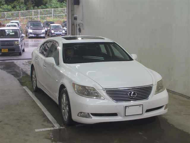 LEXUS LS