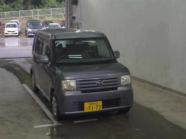 DAIHATSU MOVE CONTE