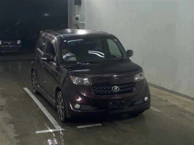 TOYOTA BB