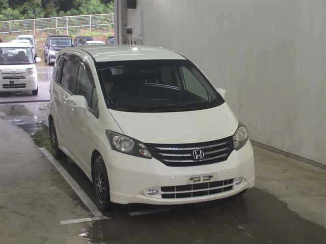 HONDA FREED