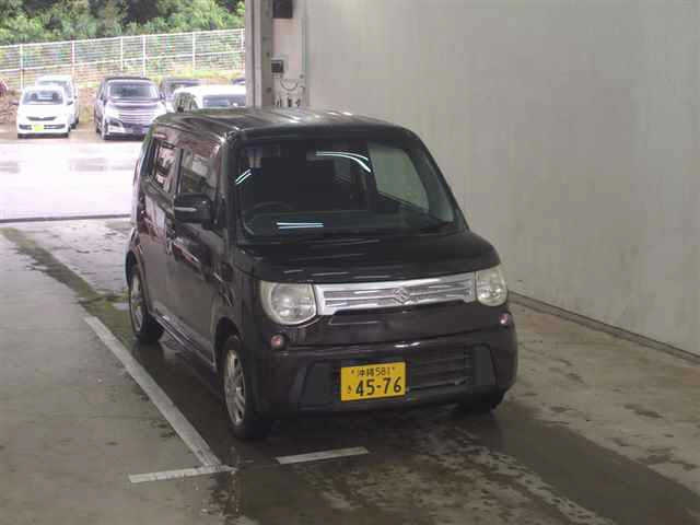 SUZUKI MRWAGON