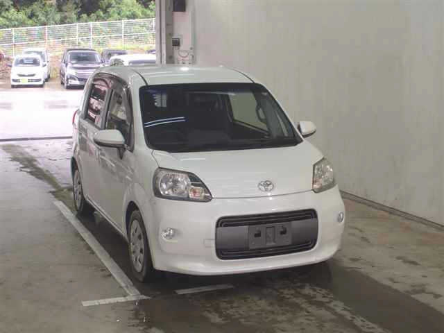 TOYOTA PORTE