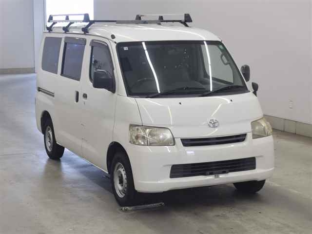 TOYOTA TOWN ACE VAN