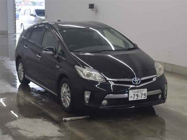 TOYOTA PRIUS PHV