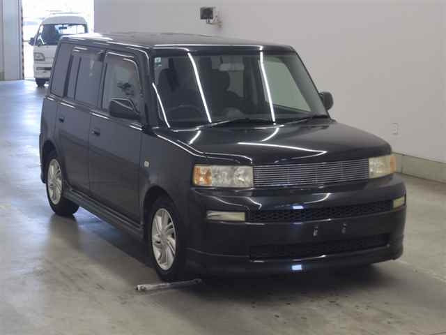 TOYOTA BB