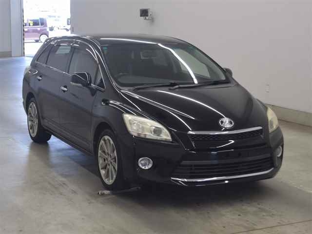TOYOTA MARK X ZIO