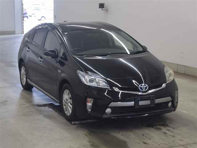 TOYOTA PRIUS PHV