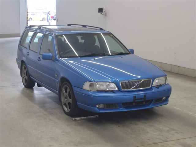 VOLVO V70