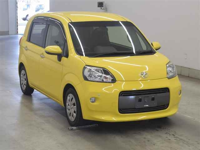 TOYOTA PORTE