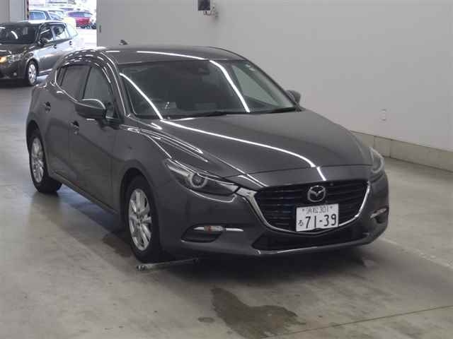 MAZDA AXELA