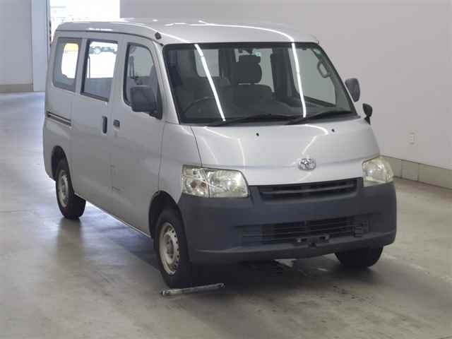 TOYOTA TOWN ACE VAN