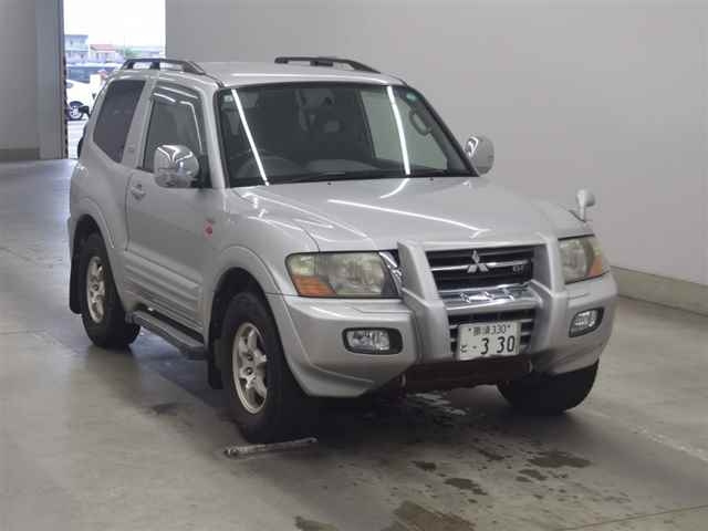 MITSUBISHI PAJERO