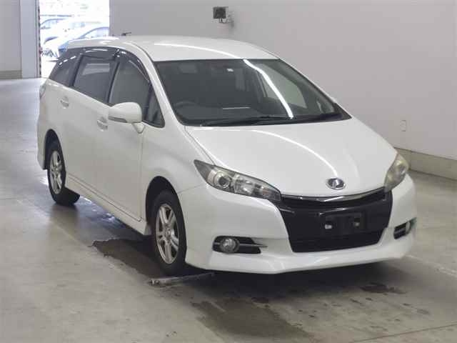 TOYOTA WISH