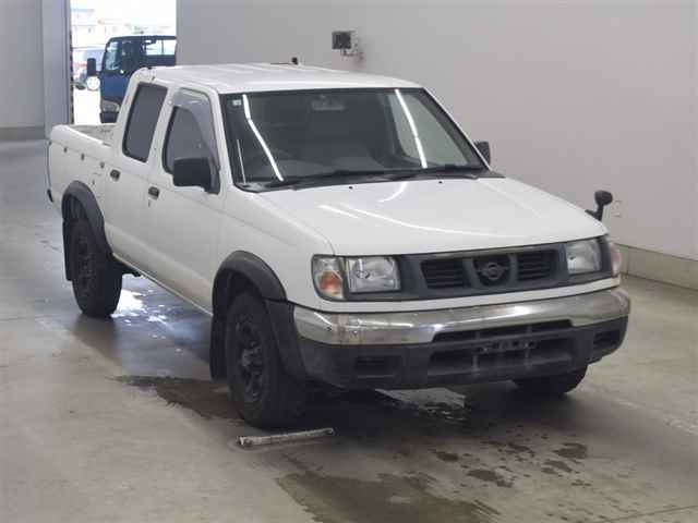 NISSAN DATSUN PICKUP